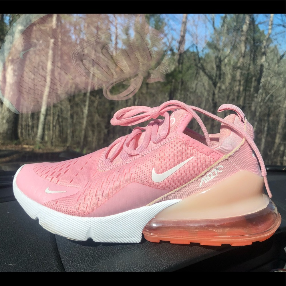 Nike air 270 pink and white like new worn once